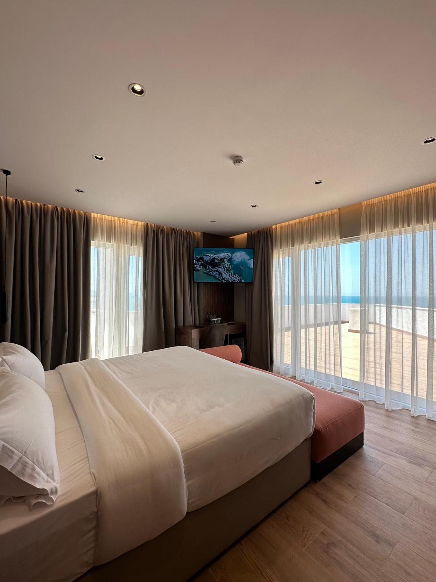 Klajdi Resort & Spa غوليم الغرفة الصورة A bedroom at the hotel