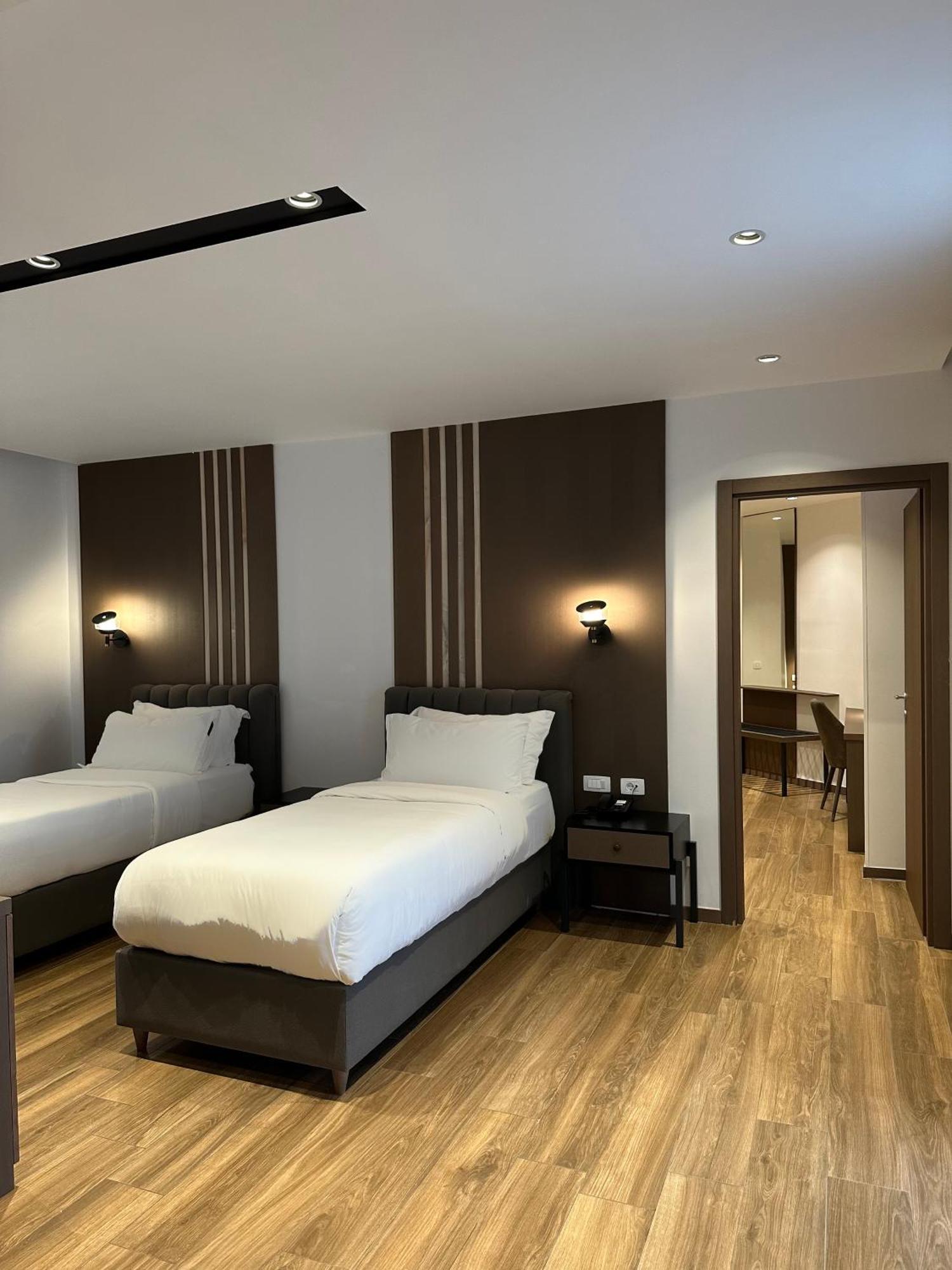 Klajdi Resort & Spa غوليم الغرفة الصورة A room at the hotel